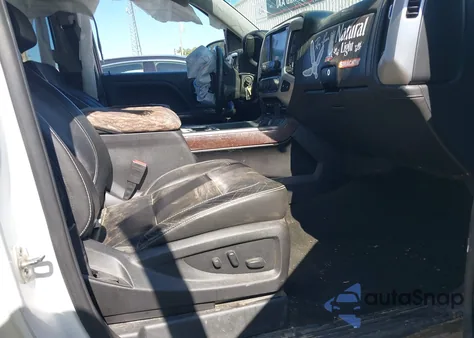 2018 GMC Sierra Slt z USA, uszkodzony, nr VIN 3GTU2NEC7JG273137